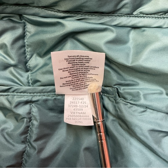 REI 650 Down Quilted puffer Vest Womens Large Tundra teal outdoor hiking trail - Picture 6 of 11